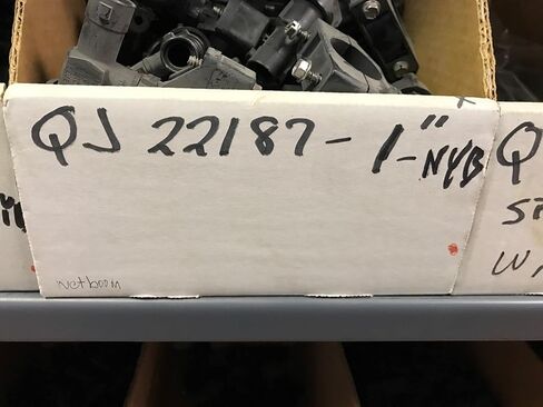 TeeJet QJ22187-1-NYB Quick Split Eyelet Right Angle in Kuwait