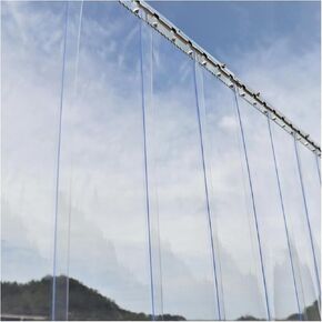 ستارة باب شريطية شفافة من مادة PVC - ستارة صناعية بلاستيكية ناعمة مع قضبان تثبيت مجلفنة، مقاومة للطقس، سهلة التركيب للمستودعات وورش العمل in Kuwait