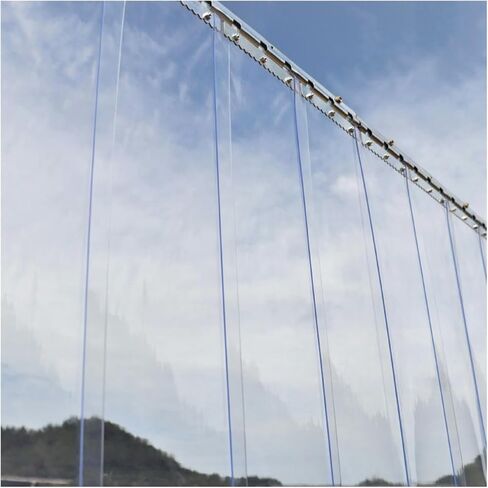 ستارة باب شريطية شفافة من مادة PVC - ستارة صناعية بلاستيكية ناعمة مع قضبان تثبيت مجلفنة، مقاومة للطقس، سهلة التركيب للمستودعات وورش العمل in Kuwait