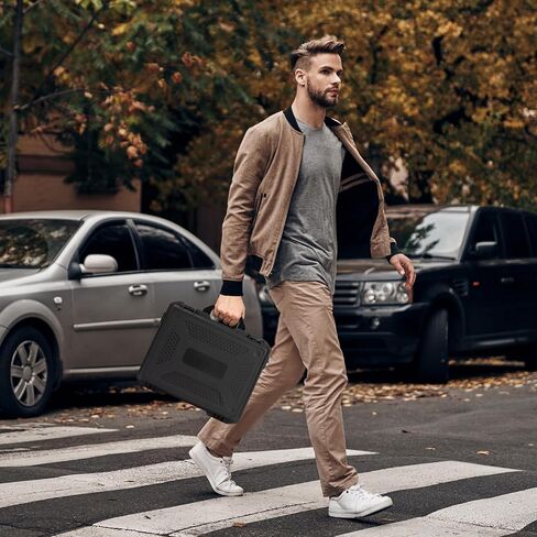 Wireless microphone case - Hard Case Compatible with Shure BLX24/SM58/PG58/BETA58A, for Mics, Receivers and More in Kuwait