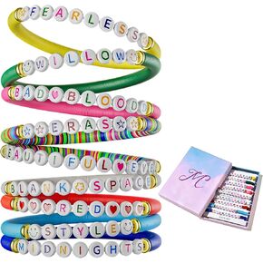 مجموعة أساور الصداقة من Ava Riley - مجموعة هدايا مستوحاة من سلسلة أساور قابلة للتكديس - 9 قطع أساور مطاطية للفتيات هدايا الحفلات أشياء لطيفة للأصدقاء والفتيات المراهقات 7-16 in Kuwait