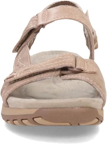 Earth Women's Origins, Sophie Sandal in Saudi Arabia