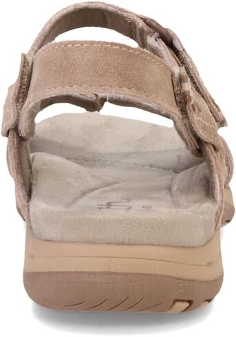 Earth Women's Origins, Sophie Sandal in Saudi Arabia