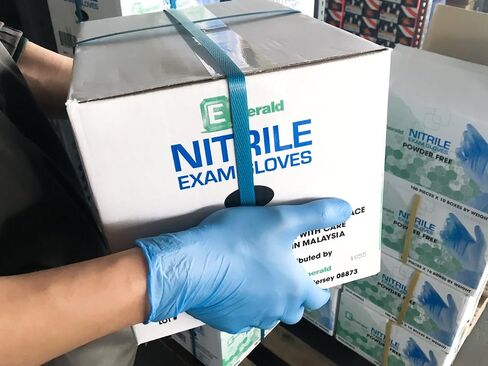 Emerald Nitrile Exam Gloves - Medical Grade Powder Free Latex Free Disposable Multipurpose Food Safe - 3.5 mil, Medium in Saudi Arabia