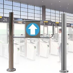 بوابة معدنية متأرجحة ذاتية الإغلاق - باب أمان محمل بنابض بزاوية 90 درجة لممرات السوبر ماركت، حاجز أحادي الاتجاه مقاس 55 × 100 سم مع نظام سياج صناعي مثبت على عمود in Kuwait