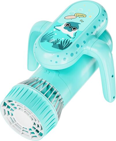 يتميز سكوتر تحت الماء بإعدادين للسرعة وعمر بطارية طويل. بفضل تصميمها اللطيف، فهي ناجحة لجميع أفراد العائلة ومثالية للمرح في حمامات السباحة والحدائق المائية. in Kuwait