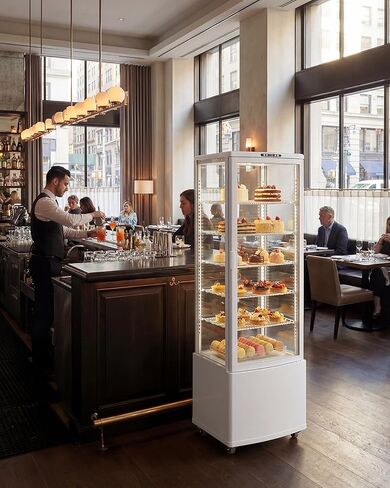 ثلاجة عرض الكيك ابستريمان، 10 قدم مكعب. حافظة عرض تجارية بطول 280 لتر، مبرد مخبز زجاجي مزدوج الطبقات، مع ضوء LED، للمقهى والمخبز والمطاعم in Kuwait