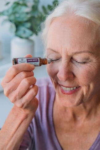 Vitality Extracts Lash Envy Roll-On - Eyelash Enhancing Serum, Essential Oil Blend, Castor Oil, Thicker & Fuller Looking Lashes, Fatty Acids in Kuwait