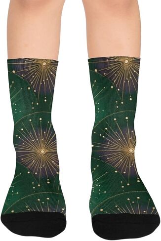 جوارب المشي لمسافات طويلة باللون الأخضر الاحتفالي من Retro Art - جوارب شتوية حرارية سميكة دافئة للأولاد والبنات للمدرسة، والارتداء اليومي والأنشطة الخارجية in Kuwait