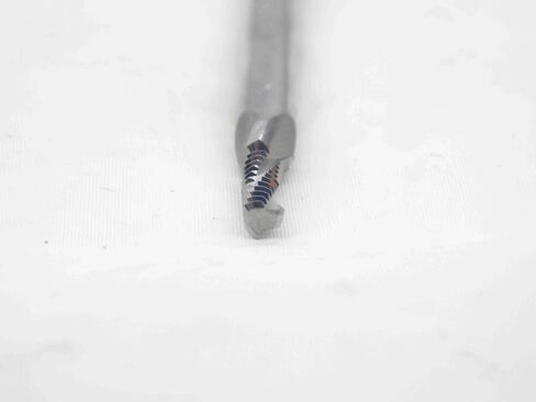 New Harvey Tool #8 - 32 Carbide Thread Mill 3/16 Shank 3 FL 987128 .164 32 TPI - DM2857CG5 in Saudi Arabia