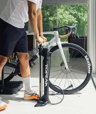 Topeak JoeBlow Booster, Black in Saudi Arabia