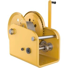 Heavy-Duty Boat Winch with 16ft Cable, 1800lb Capacity, Bi-Directional Ratchet, 4:1 Gear Ratio, Manual Crank for Easy Operation, Ideal for Standard Size Boats in Saudi Arabia