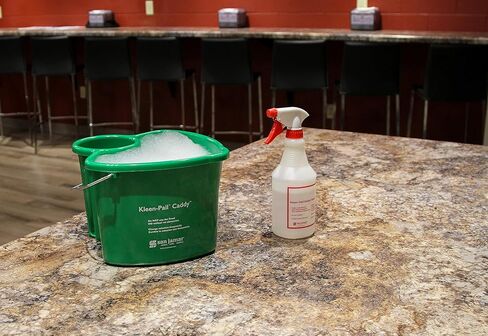 San Jamar KP500 Kleen-Pail Commercial Clearing Caddy System ، Green in Saudi Arabia