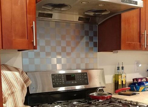 12-Pack 12'' X 12'' Kitchen Backsplash Tiles, Metallic Metal Linear Peel and Stick Backsplash Mosaic Tile Brushed Aluminum Wall Tile in Saudi Arabia