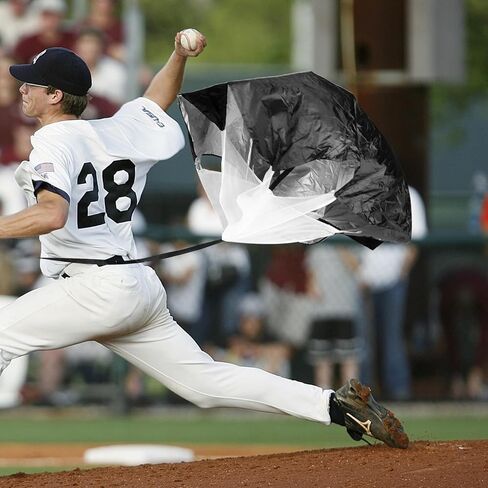 سرعة الجري مقاومة المظلة مع حزام الخصر، أسود خفيف الوزن، يساعد على سرعة كرة القدم وتدريبات الركض in Kuwait