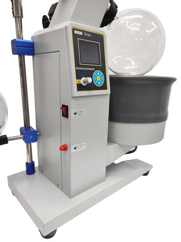 INTSUPERMAI 5L Rotary Evaporator with Motorized Lift Explosion Proof Lab Rotary Vacuum Evaporator Lab Automatic Lifting Rotavapor 20-100 RPM Speed Lab Evaporator with LCD Display Vacuum Gauge in Kuwait