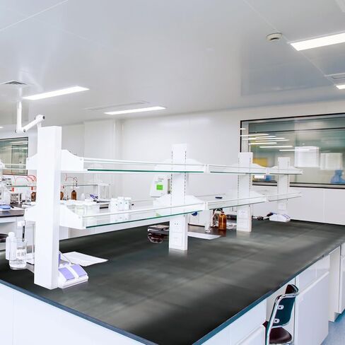 118"x40" Solid Rubber Sheet Heavy Duty Neoprene Rubber Roll Mats 1/8" Thick Sealing Silicone Flooring Insulated Waterproof Heatproof Oil Resistant for DIY Gasket Garage Workshop Floor Mat in Kuwait