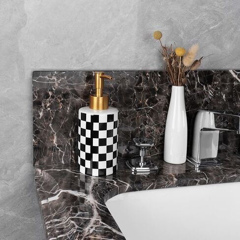 عبوتان من موزع صابون السيراميك، مجموعة موزع صابون اليد الحديثة على شكل شطرنج 10 أونصة لمنضدة الحمام، حوض المطبخ، زجاجة مضخة قابلة لإعادة الملء برأس ذهبي مقاوم للصدأ (أسود وأبيض) in Kuwait