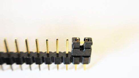 Qty. 50 Connector 2mm Shunts in Saudi Arabia