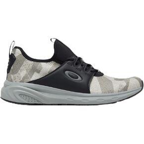 Oakley Men's Dry Sole Sneaker in Kuwait