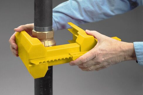 Brady Prinzing Ball Valve Lockout, Large, for 2"-8" Outside Pipe Diameter, Yellow in Kuwait