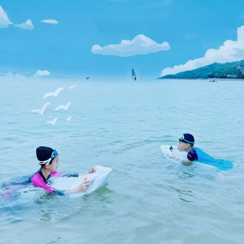 Water Electric Surfboard Longboard,Electric Surfboard with Standard & Sport Mode,Equipped with Intelligent Display Screen,for Seaside, Water Park, and Swimming Pool Projects in Saudi Arabia