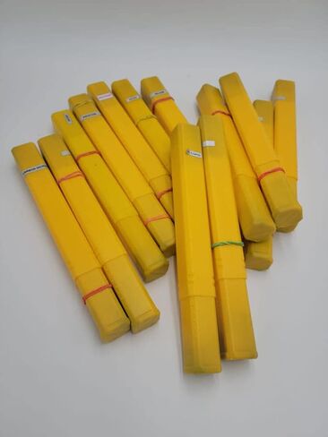 مجموعة مكونة من 13 أنبوبًا مفرغًا من الطيف للتحليل الطيفي الكامل باستخدام الغازات الفريدة in Kuwait