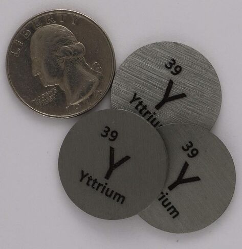 قرص إيتريوم (Y) معدني مقاس 24.26 ملم نقي بنسبة 99.9% مع علبة أكريليك للتجميع أو التجارب in Kuwait