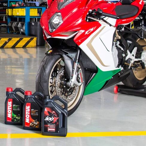 Motul 300V 4T Factory Line 10W-40 Synthetic Oil 1 Liter (104118) in Kuwait