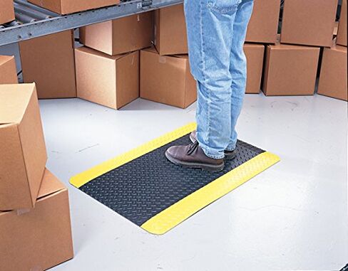 Ultrasoft Diamond Plate Black 6' x 12 Anti-Fatigue Mat - 9/16" Thickness in Kuwait