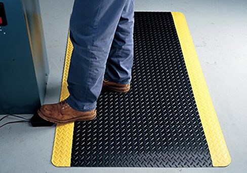Ultrasoft Diamond Plate Black 6' x 12 Anti-Fatigue Mat - 9/16" Thickness in Kuwait