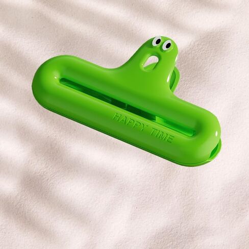 Food Sealing Clips Cute Cartoon Design Moisture-Proof Reusable Multi-Functional Snack Bag Clips for Kitchen Pantry Lunch Travel, Red in Saudi Arabia