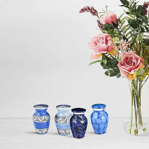 مجموعة جرة للرماد البشري مكونة من 4 قطع صغيرة - جرة جميلة ومتواضعة لأحبائك. هذه الجرة الجميلة ستمنحك الراحة في كل مرة تراها بمقاس 2.8 × 1.7 بوصة - مجموعة زرقاء in Kuwait