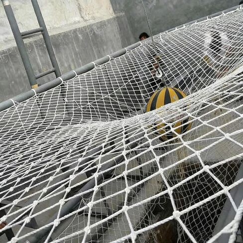 شبكة كرة سلة خارجية مع نظام إرجاع جهاز الاستقبال، حبل آمن للمساعدة في تدريب الرماية، شبكة حماية متينة لموقع البناء للرياضيين in Saudi Arabia