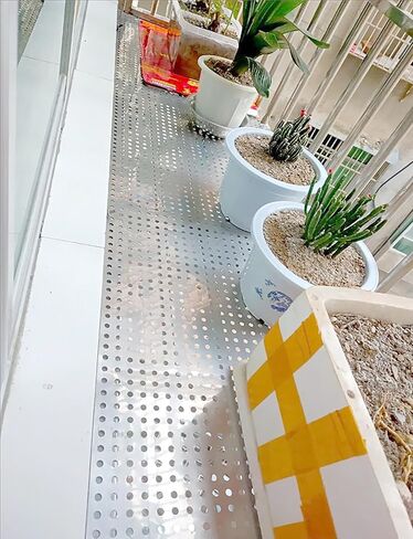 304 Stainless Steel Perforated Sheet Metal Mesh - Decorative Screen for Windowsills, Guardrails, and Flower Stands (50x350cm) - Durable & Stylish Design in Kuwait