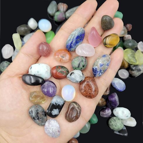 مجموعة 100 قطعة + (0.7 رطل) من الأحجار الكريمة والكريستال، 25 نوعًا من بلورات الأحجار المصقولة لصنع المجوهرات، أحجار الشاكرا والصخور والمعادن (0.7 رطل/100-120 قطعة) in Kuwait
