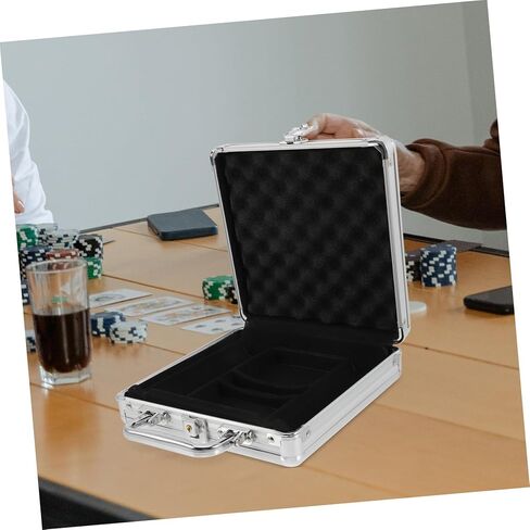 حافظة رقائق البوكر من خليط معدني بسعة كبيرة من BESPORTBLE مع حاوية بطاقات بمقبض لتخزين رقائق البوكر والبطاقات بشكل آمن، صندوق حمل محمول للعبة البلاك جاك in Kuwait