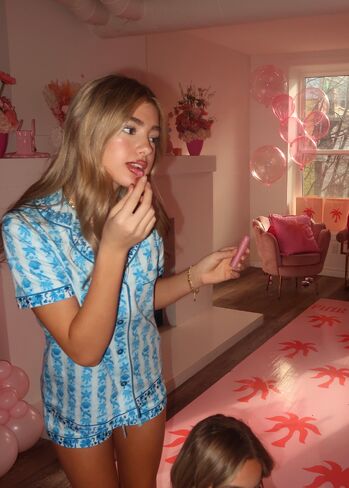 Pink Palm Puff Pink Palm Pajamas in Seabreeze in Kuwait