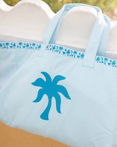 Pink Palm Puff Couture Carryall in Seabreeze (Reversible) in Kuwait