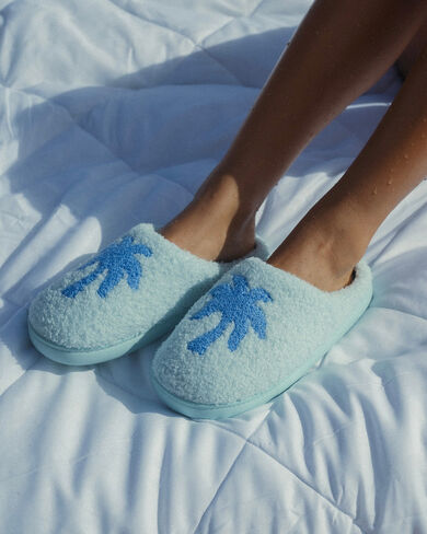 Pink Palm Puff Malibu Slippers in Seabreeze in Kuwait