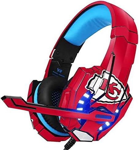 ملصق Skinit متوافق مع سماعة الألعاب BENGOO G9000 - تصميم شعار كبير مرخص رسميًا من NFL Kansas City Chiefs in Saudi Arabia