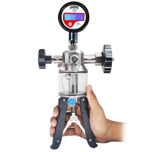 High Pressure Hand Pump Calibrator Range: 0 to 600 Kg/Cm² for Field Calibration, Calibration Labs Model: AI-DPI-2300 (Only Calibrator) in Kuwait