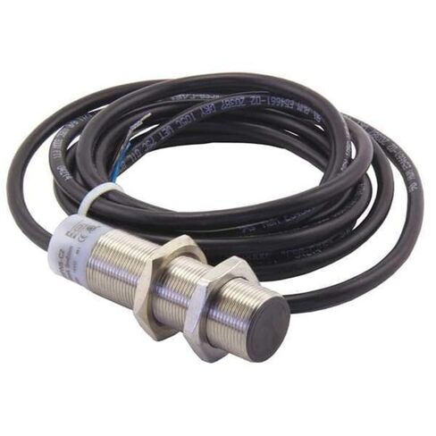 إيتون E57G-18UPC8-C2 بروكس سويتش، 18 ملم، غير محمي، PNP، NC، 2 متر in Saudi Arabia