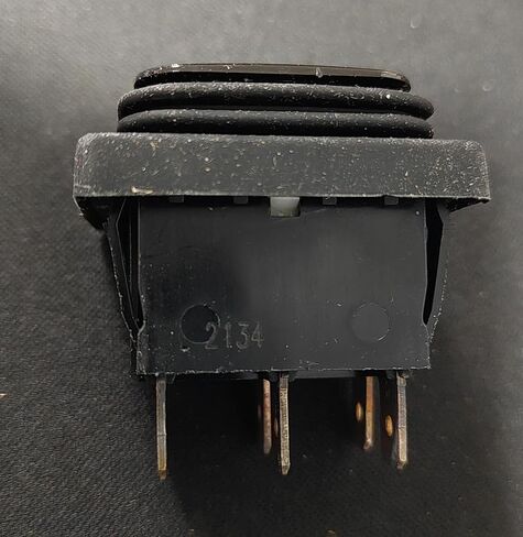 1 قطعة مناسبة ل ITW تبديل التبديل 16A 125VAC 1/4HP ، 6-Pin 3-Position ، SR-13 مفتاح الروك مقاوم للماء والغبار in Kuwait