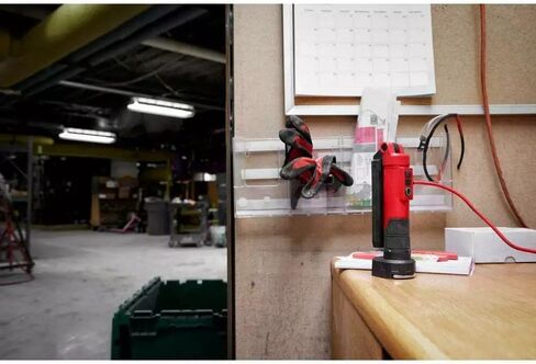 من أجل Milwaukee.r REDLITHUM USB Stick Light مع مغناطيس in Saudi Arabia