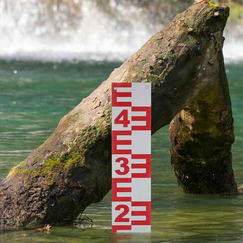 Water Level Gauge with Baked Enamel Finish Glow in The Dark Water Level Meter Tool for Pond Pool River Measurement 19.68In Durable Waterproof Scale in Saudi Arabia