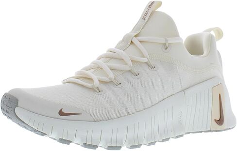 Nike Women's Free Metcon 6 Sneaker in Saudi Arabia