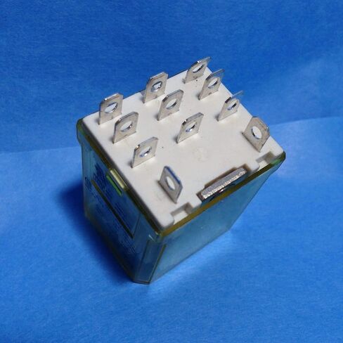 ملف IDEC RH3B-ULDC24V 24 VDC، 3 أقطاب 3PDT، طرف الشفرة، مرحل طاقة مدمج، مرحل صناعي 10 أمبير GP، سلسلة RH، مع مؤشر LED in Saudi Arabia
