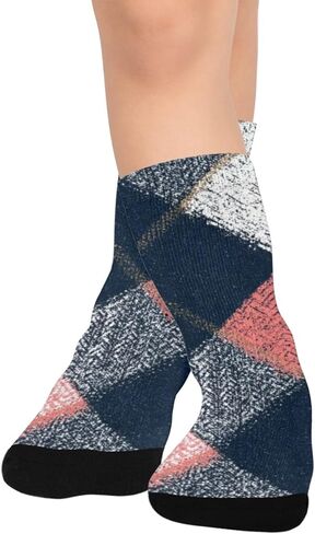 جوارب Bold Tartan Art للمشي لمسافات طويلة - جوارب شتوية حرارية سميكة دافئة للأطفال الصغار للأولاد والبنات للمدرسة، والارتداء اليومي والأنشطة الخارجية in Kuwait