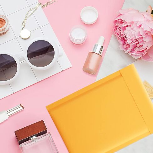 UCGOU Kraft Bubble Mailers 5x8.6 بوصة حجم قابل للاستخدام 5x7 بوصة 50 حزمة مغلفات مبطنة صفراء حزم بريدية للأعمال الصغيرة ذاتية الختم مقاومة للتمزق بوتيك البريد السائب أكياس شحن البريد الفقاعي in Kuwait